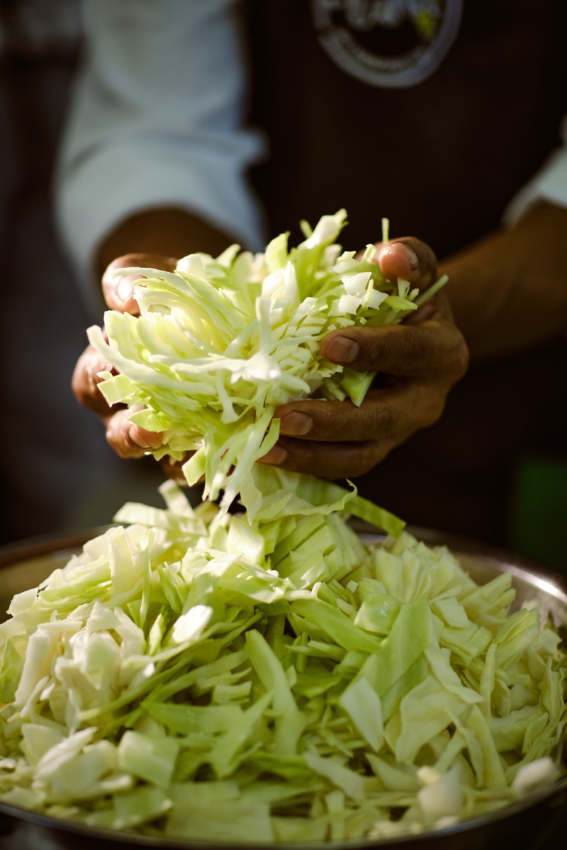 Frisches Gemüse in der Hand