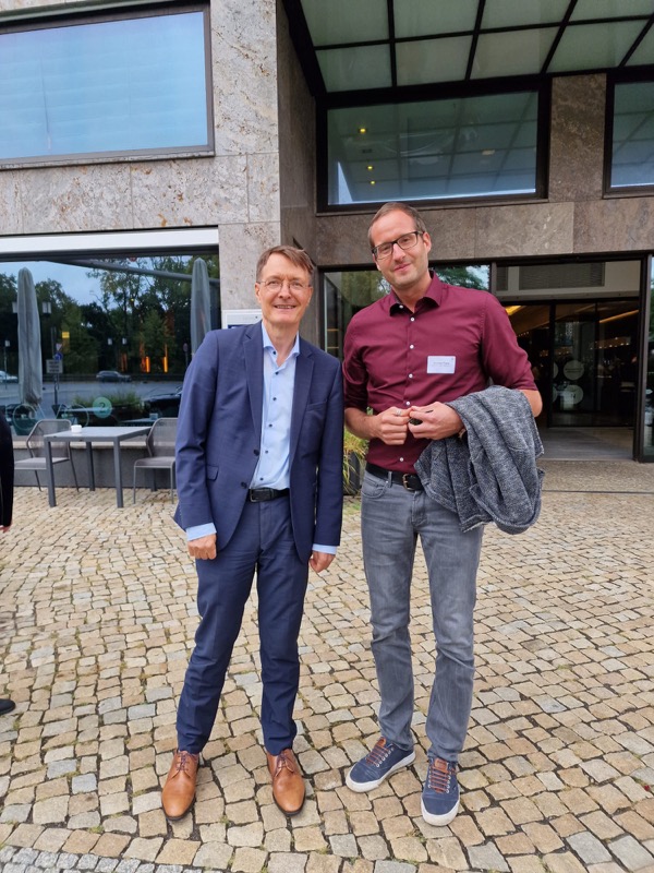 Mit Gesundheitsminister Karl Lauterbach